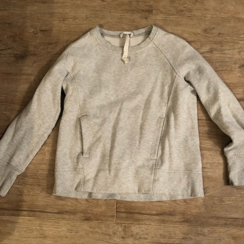 Lulu lemon sweatshirt